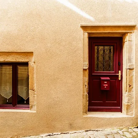 Le Secret Du Chateau Holiday home Beyren-les-Sierck