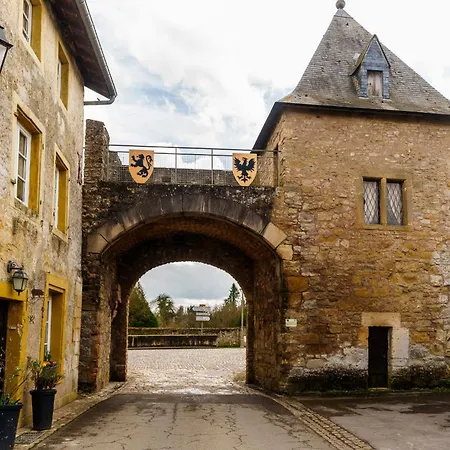 Le Secret Du Chateau Holiday home *
